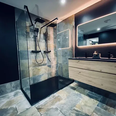 Nuit D Exception Avec Jacuzzi